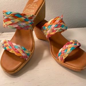 Cute fiesta wedge sandals size 6.5